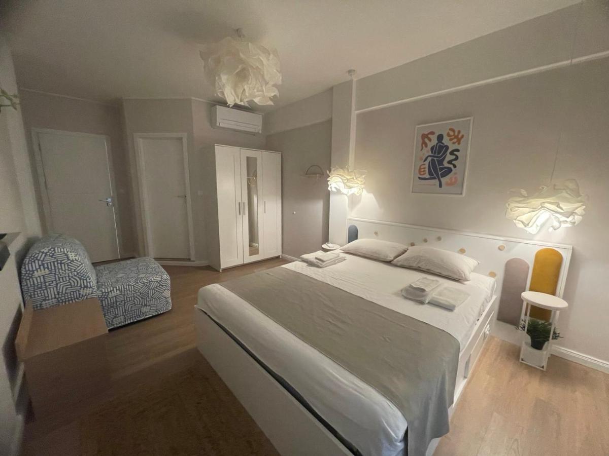 Sea Esta Apartment Néa Péramos Eksteriør bilde